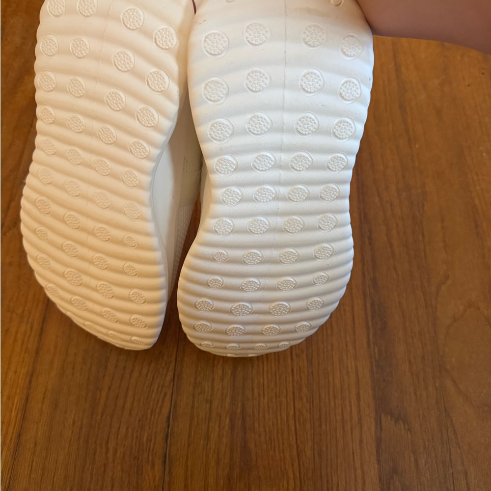 Moncler White Sneakers Like New - Picture 4 of 6